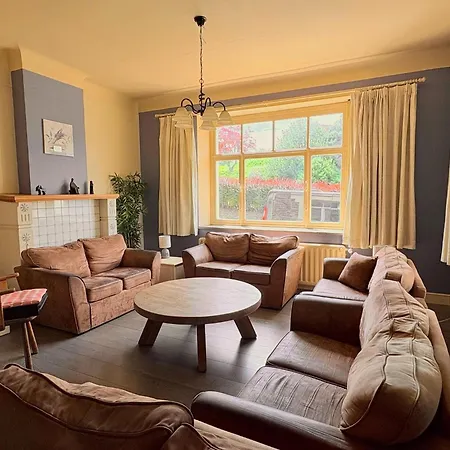 Group In With Sauna Дом отдыха *