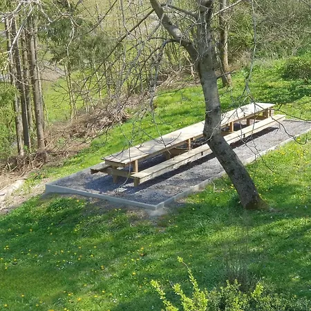 Hébergement de vacances Group In With Sauna La-Roche-en-Ardenne